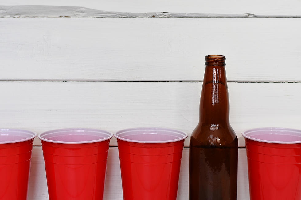 Can, Bottle, Glass, or Solo Cup?